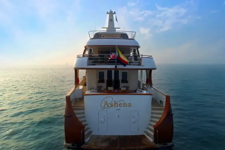 Maldives Yacht Charters