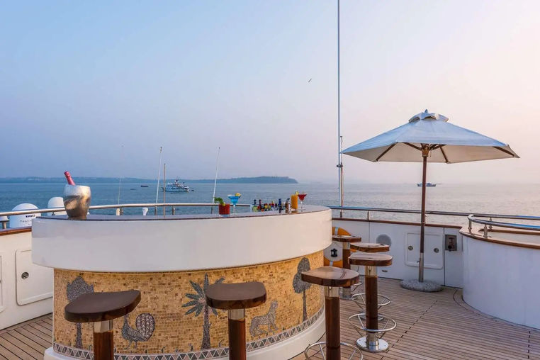 Maldives Yacht Charters