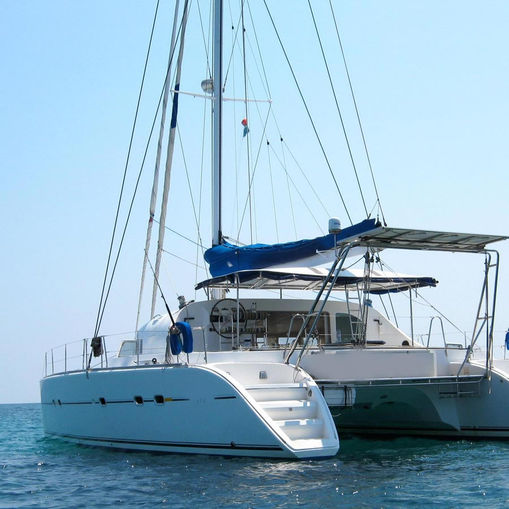 47ft Catamaran Madagascar Yacht Charter