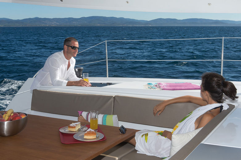 maldives yacht charters