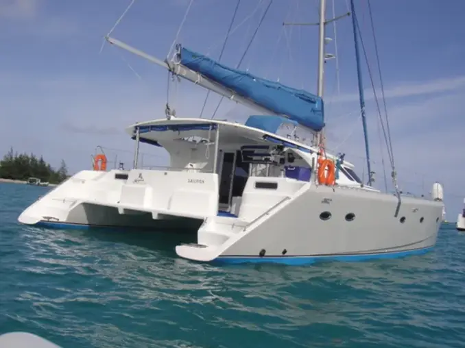 Maldives Yacht Catamaran Charter