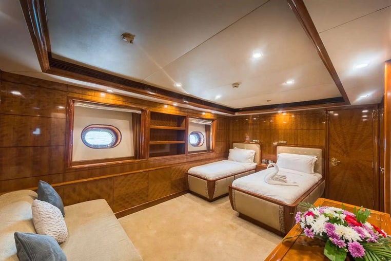 Maldives Yacht Charters