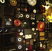 Parede de discos antigos
