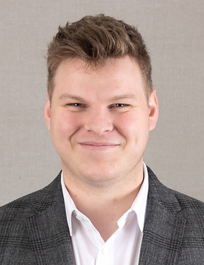 JH Profile Photo_edited.jpg