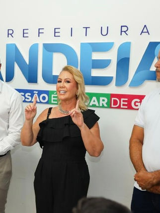 Prefeitura e CDL lançam campanha “Natal de Luz Candeias” que sorteará carro e moto 0KM