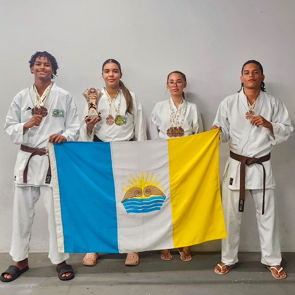Atletas de Madre de Deus conquistam seis medalhas no Campeonato Baiano de Karatê Interestilos