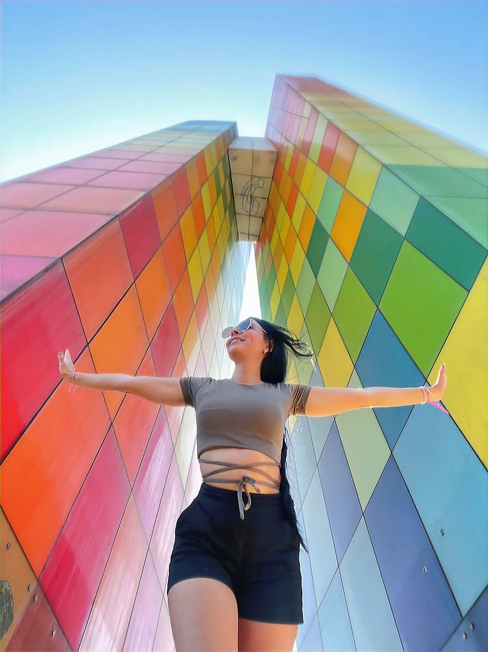 Cata Can lift up Barranquilla [via AXTENZO]