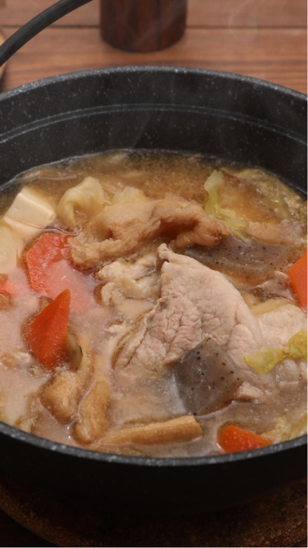 Mondongo simmering [via Designer]