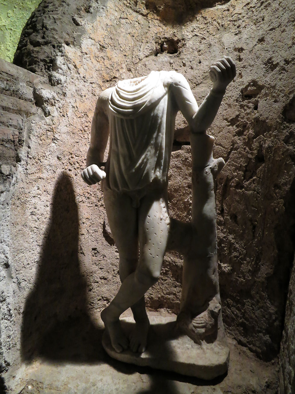 Cautes Statue