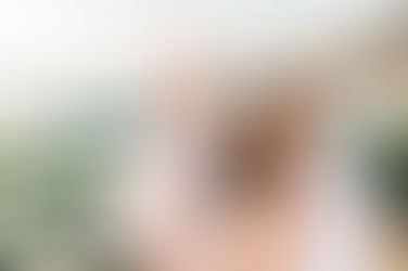 Why I Don't Ask Clients to Wear Neutrals to a Family Portrait Session