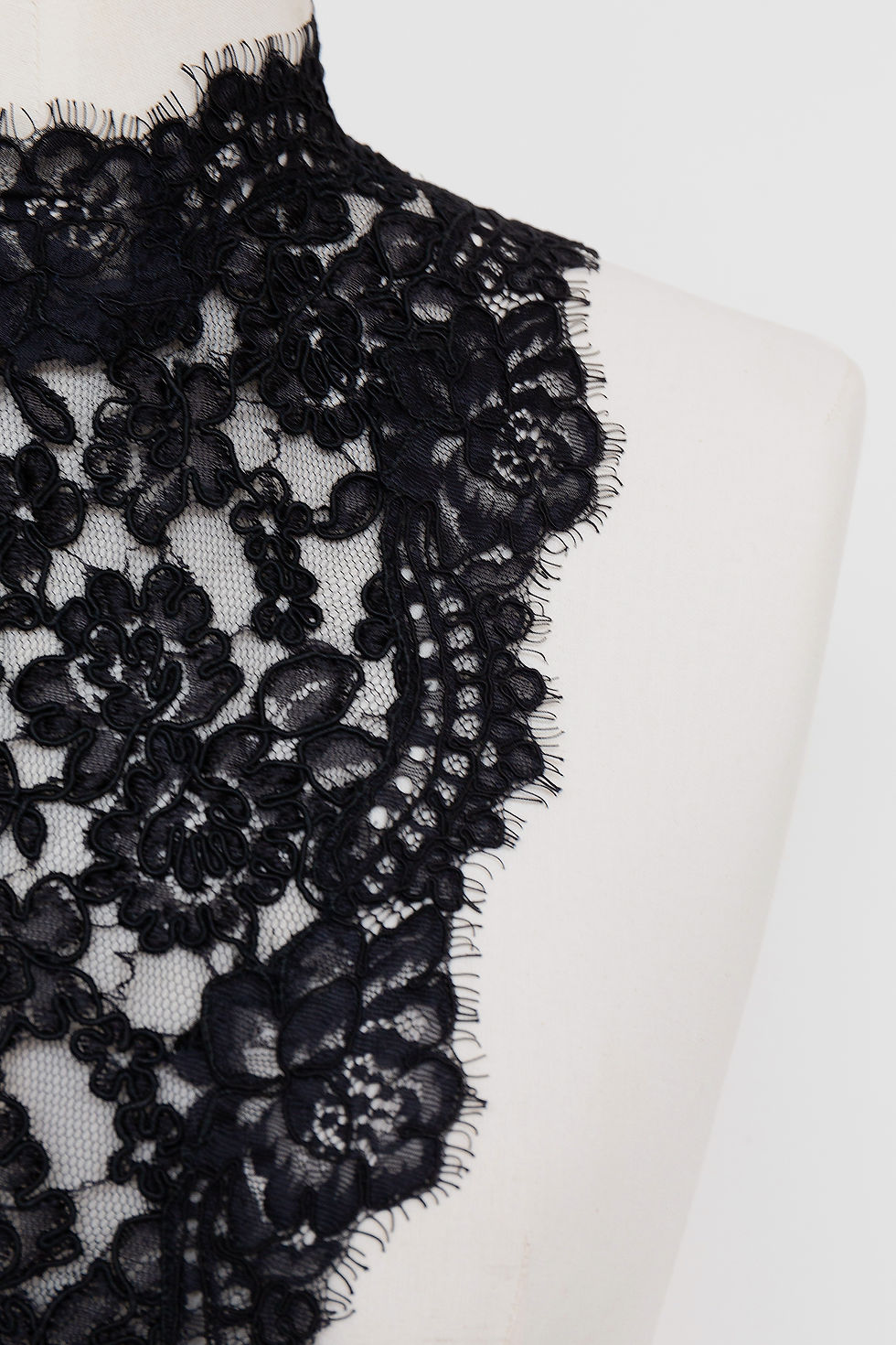 Thumbnail: JABOT SCARLETT