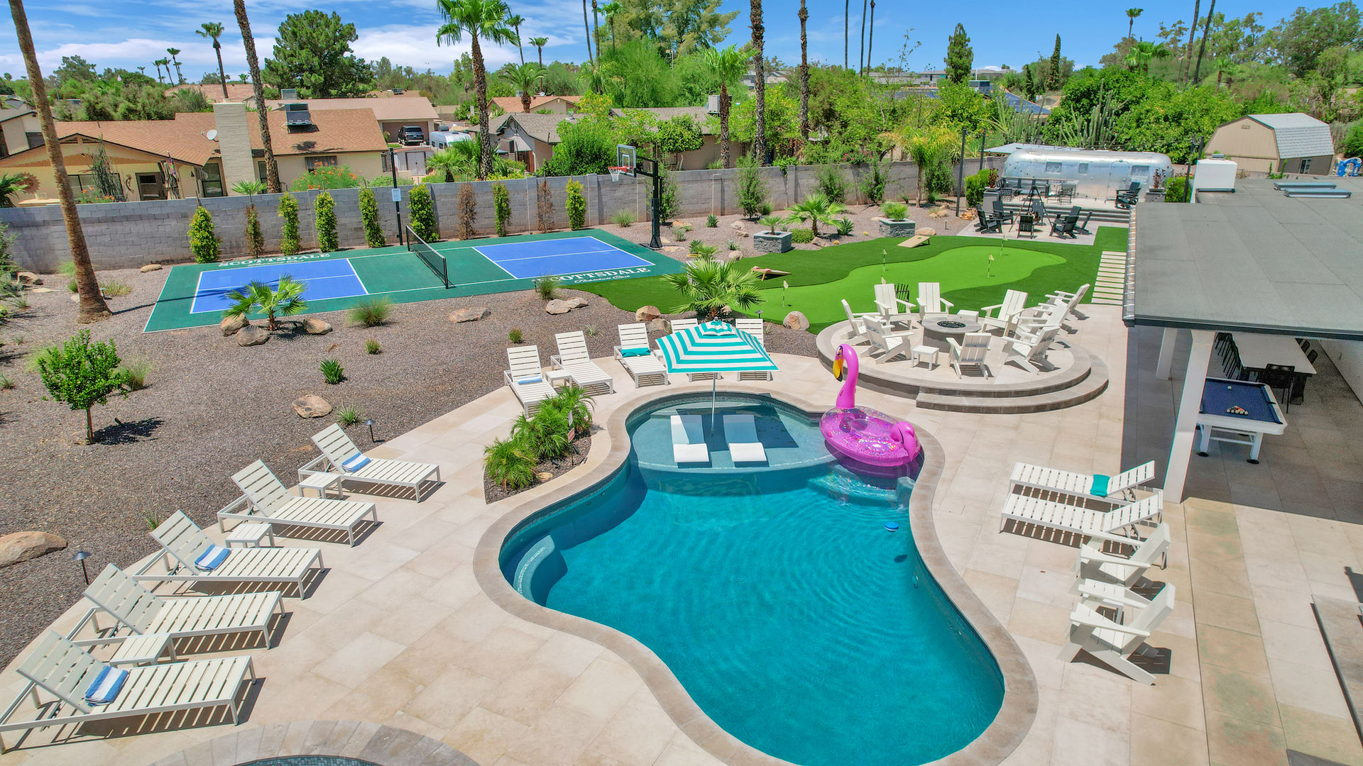 Luxury Scottsdale Airbnb with private heated pool and modern outdoor lounge