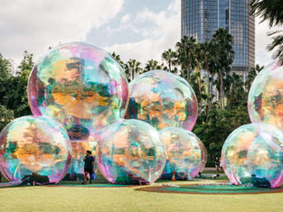 Art Piece Bubbletecture Opens on the Esplanade