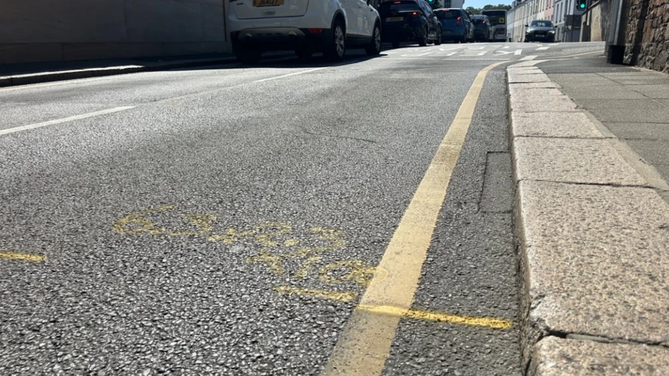 Government Steps In to Make Rouge Bouillon Wall Safe
