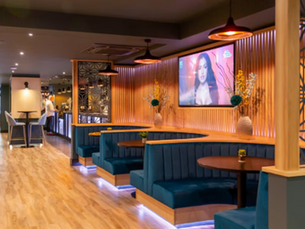 Bar Challenges Nightlife Decline with Extended Opening Plans