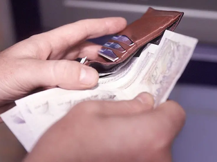 Hundreds of Low-Income Workers to Receive £250 Payment