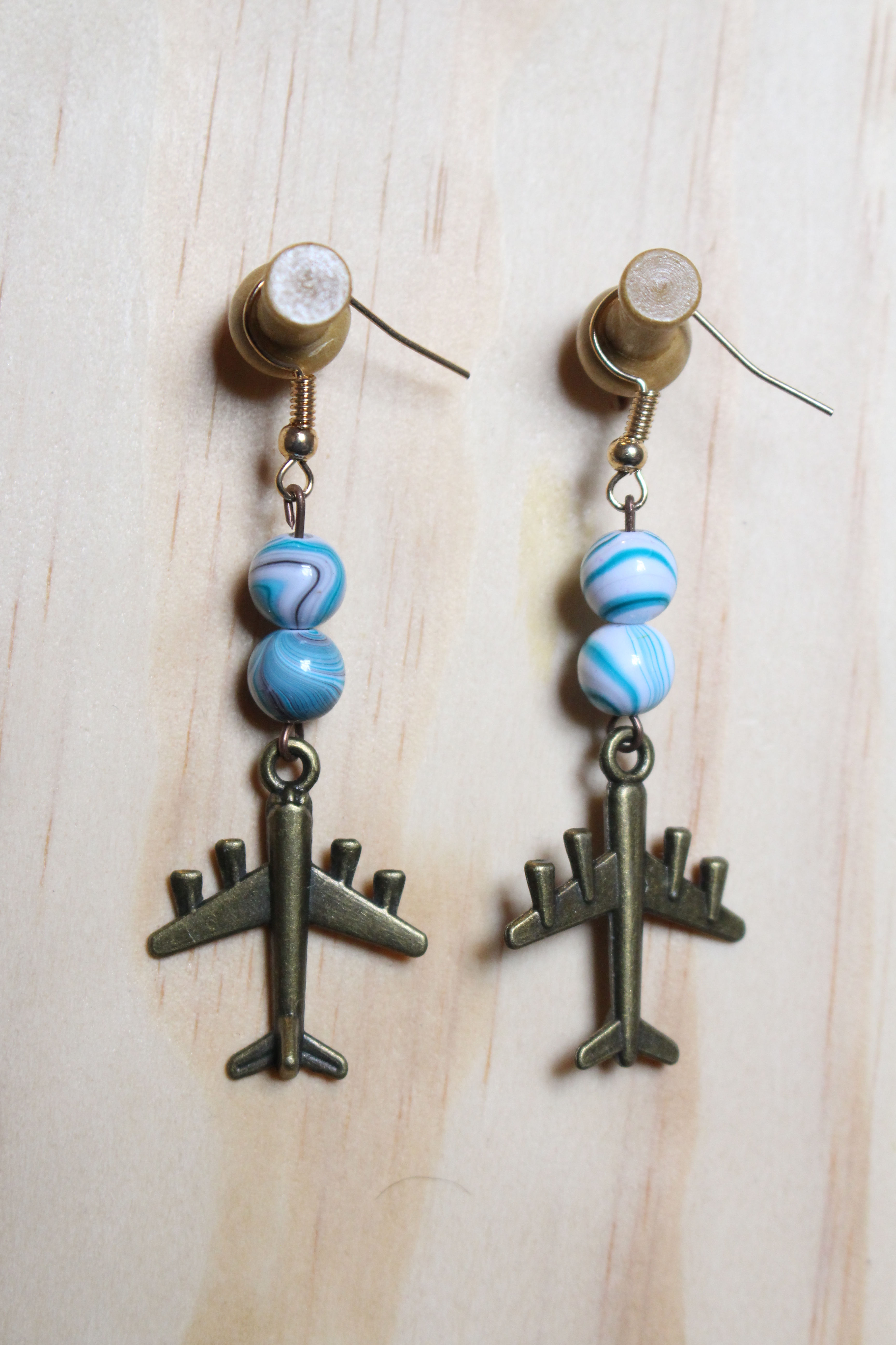 Planes and blue beads (earrings)