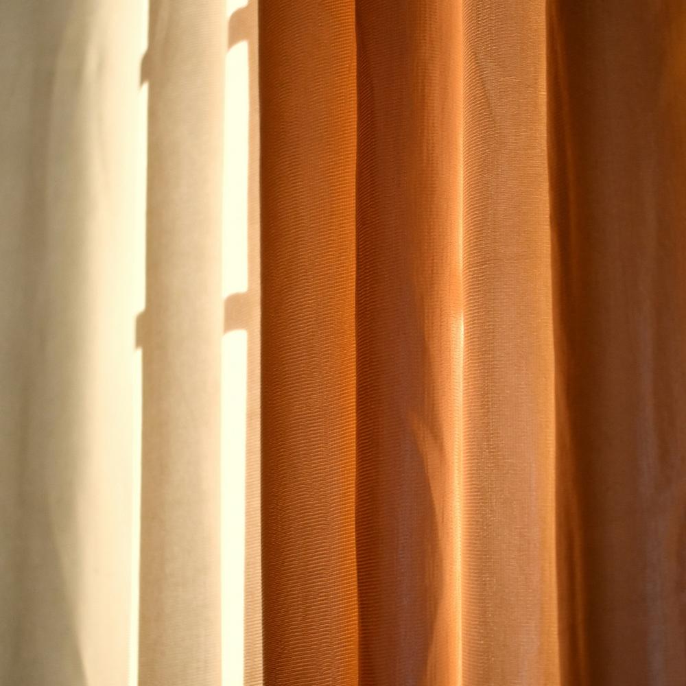 Soft curtain light