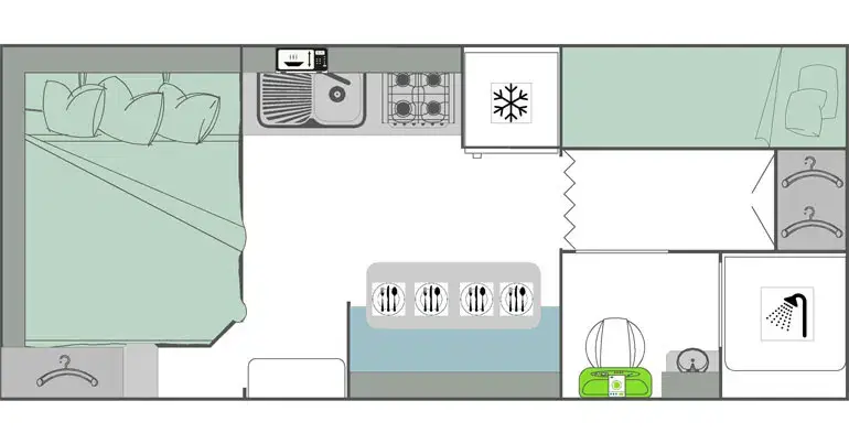 Rebel, 18' - Mid Door, 2 or 3 Bunk