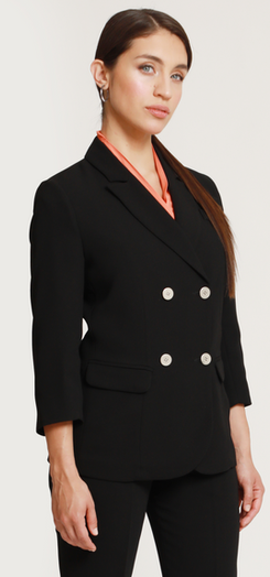 Un uniforme ejecutivo elegante y funcional que te ayuda a destacar en cualquier ocasión.