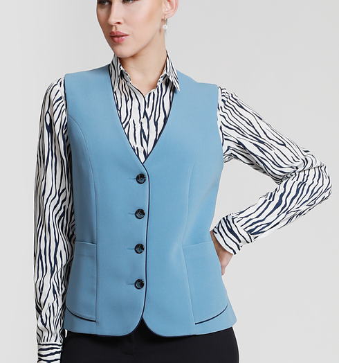 Un atuendo ejecutivo que te permite expresar tu personalidad y tu estilo único en la oficina.
