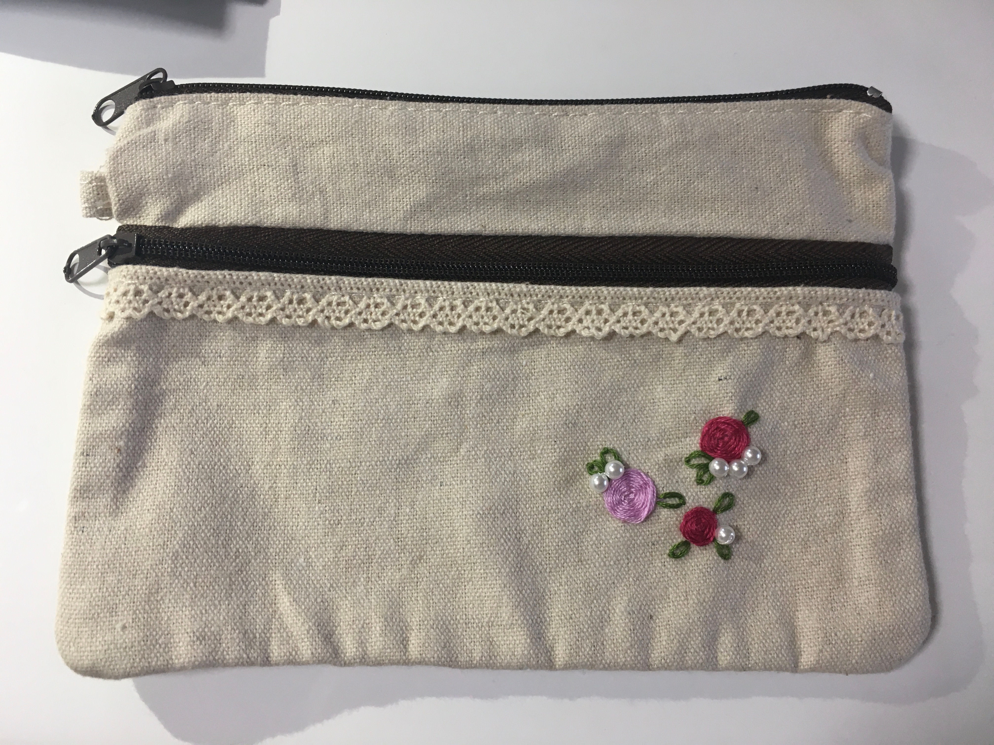 完成商品　ローズとパールのポーチ