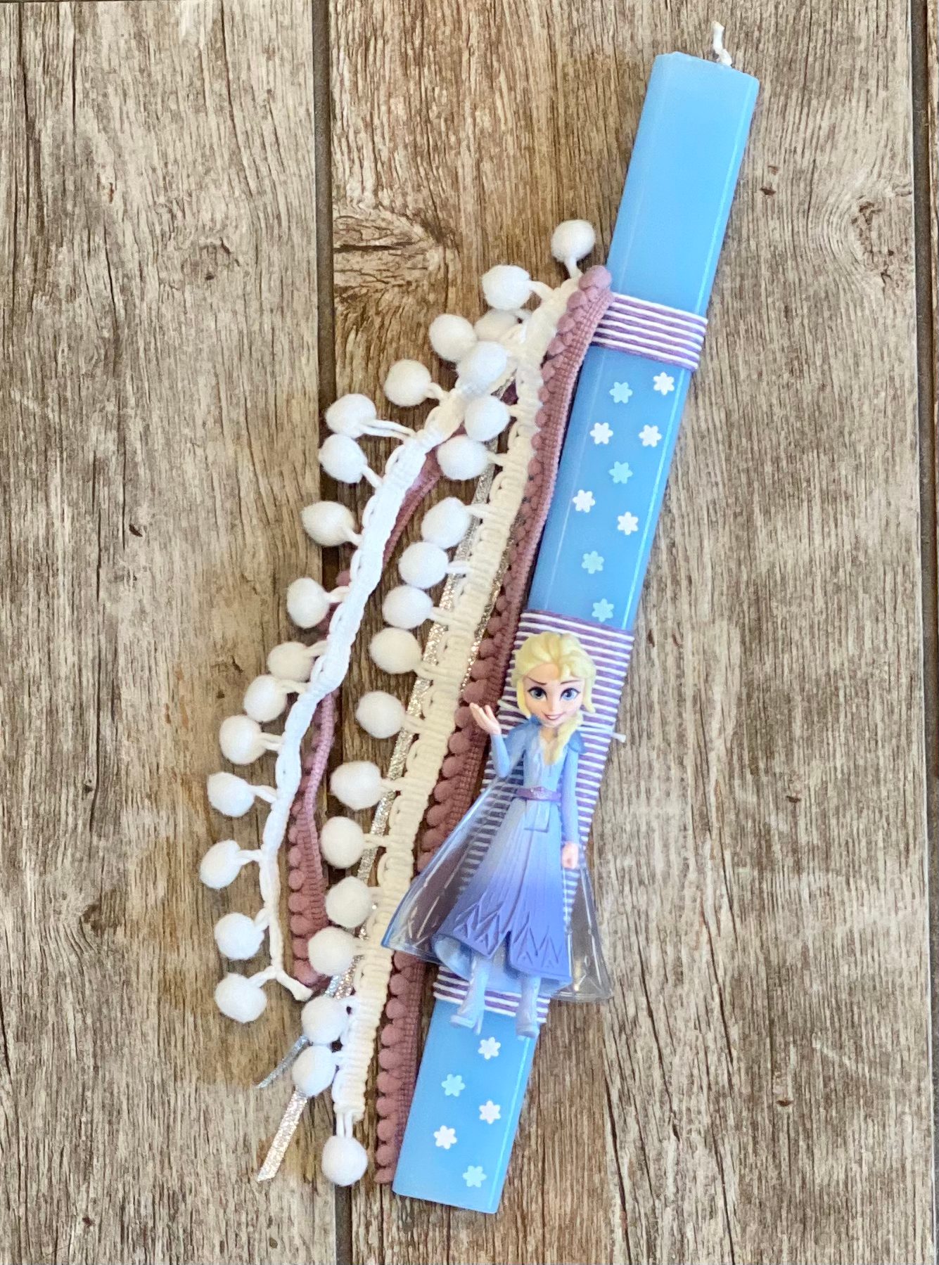 Frozen theme Easter candle
