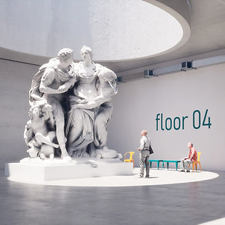 Image carrée, rendu 3D en VR avec UnReal 5 de l’intérieur d’un musée d’Art au mur blanc indiquant de
quatrième étage. Une immense sculpture en marbre blanc représentant deux personnages en tenues
antiques accompagnés d’un chérubin est éclairé par une lumière zénithale. Deux visiteurs la regardent.