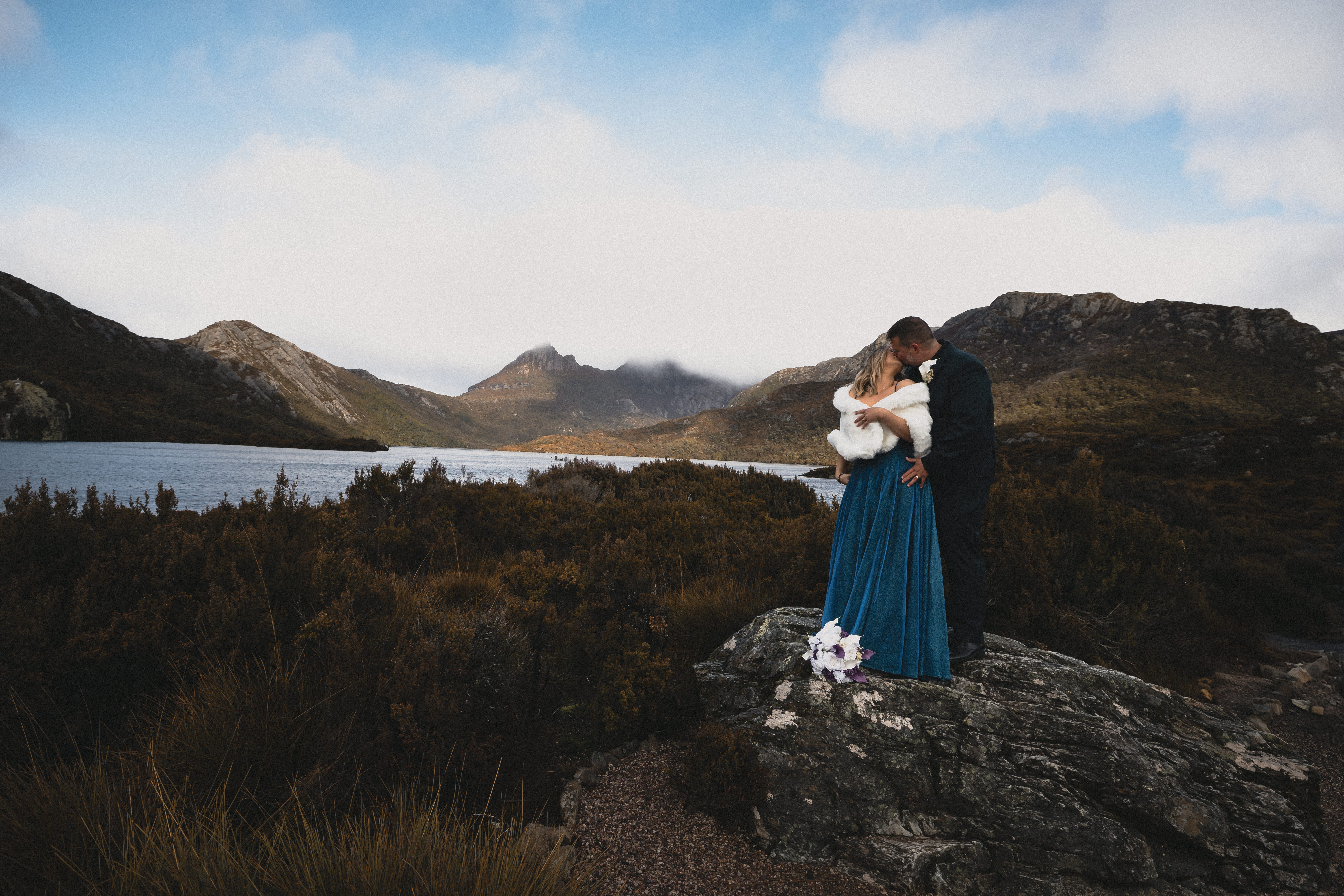 Scott & Emily — photo 3 of 18