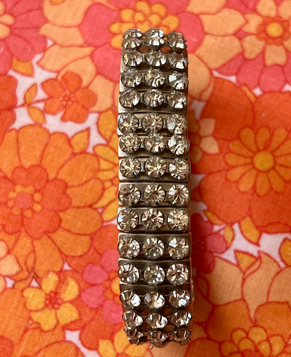 Thumbnail: Stunning 50s 60s Empire Made Diamanté Expander Bracelet Front View