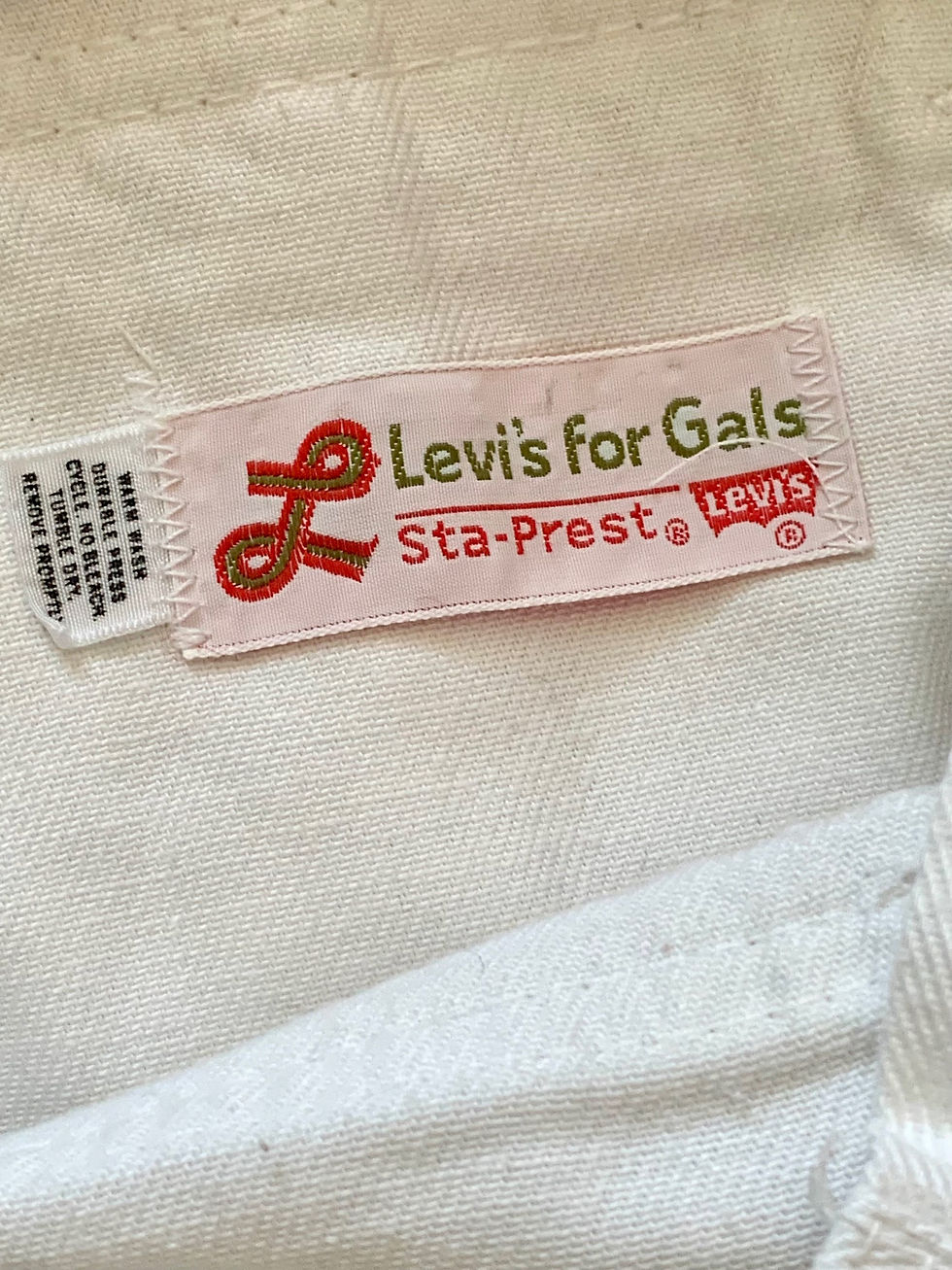 Thumbnail: Ladies Vintage White Levi Sta Prest Cotton Skinhead Trousers Label Close Up