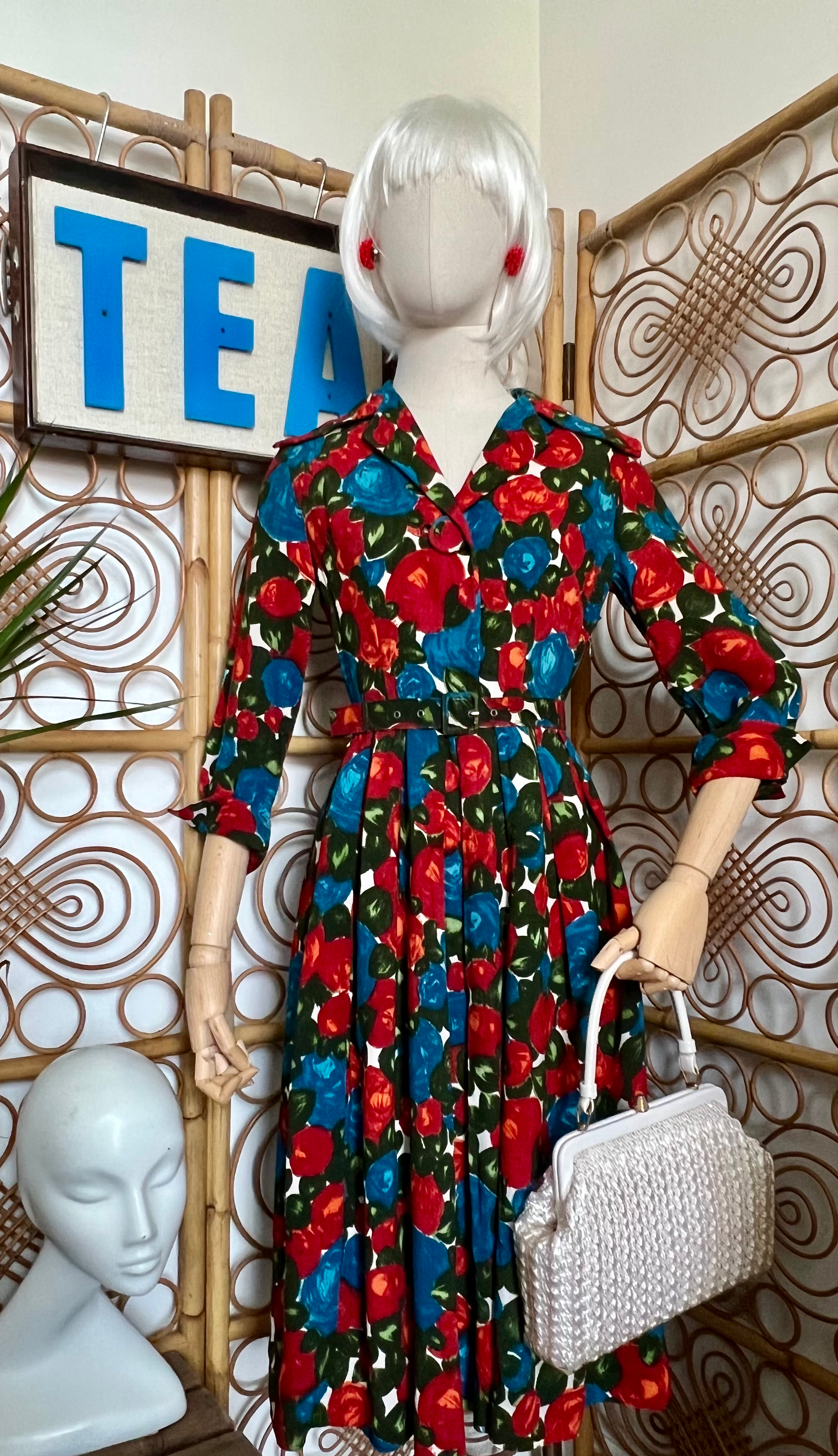 Stunning Original 1950s Floral Swing Dress 