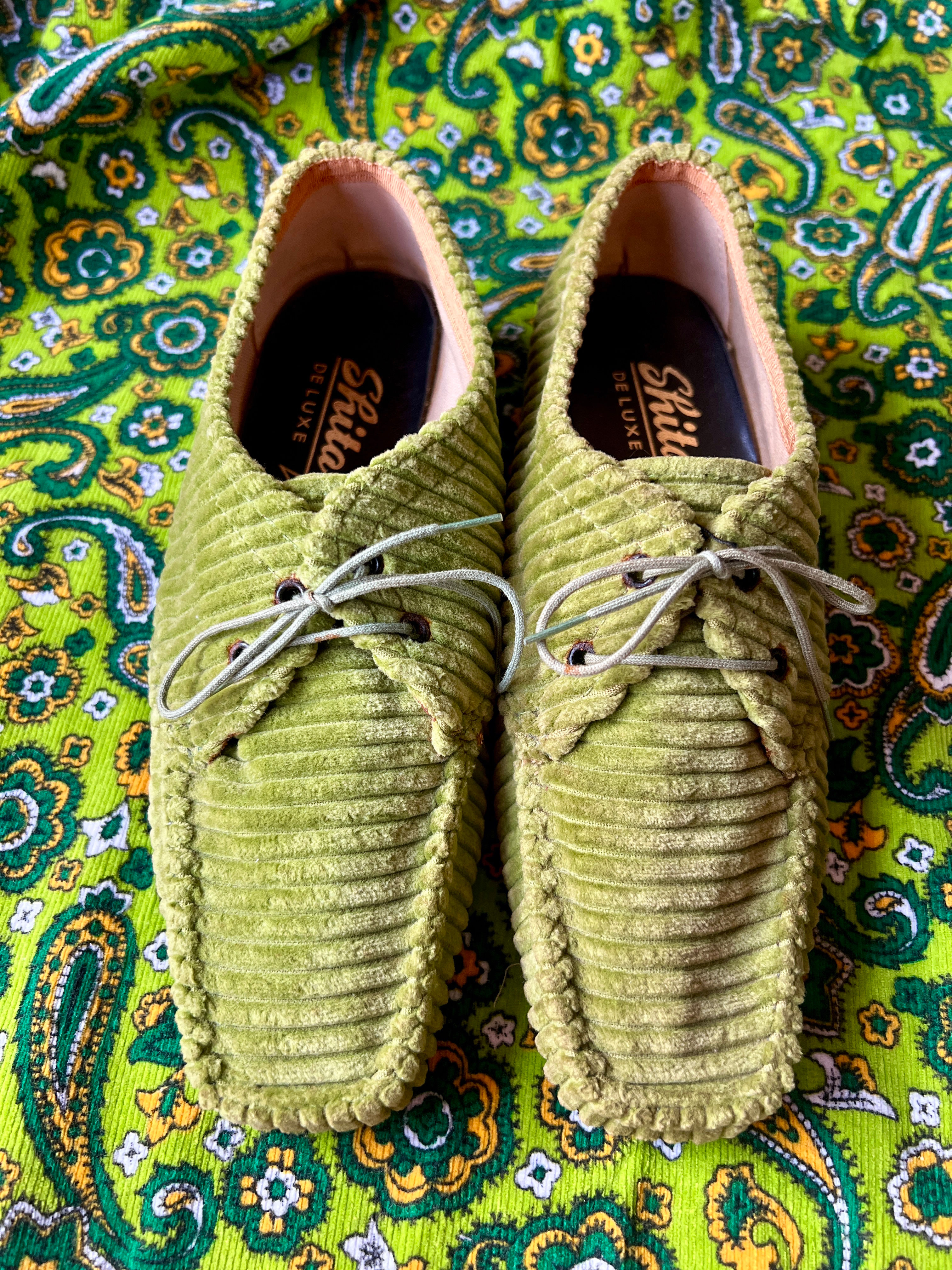 Original Vintage 1960s Lime Green Jumbo Cord Mod Shoes