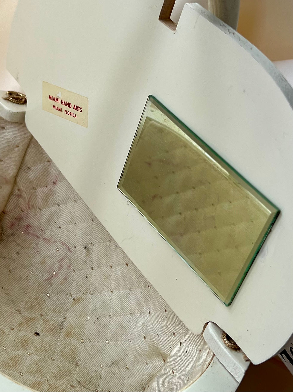 Thumbnail: Original Wooden 1950s 60s Cream Gold Miami Box Bag Interior Mirror  View