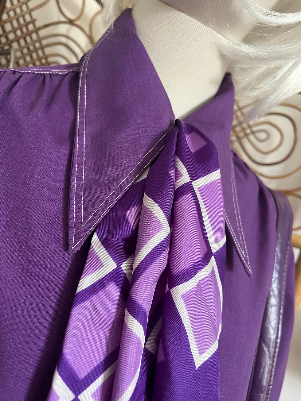 1970s Purple Dagger Collar Over Shirt/Jacket Front Side Collar View