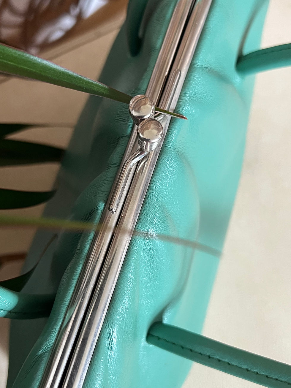 Thumbnail: 1960s Sea Green Leather Kelly Handbag Above clasp View