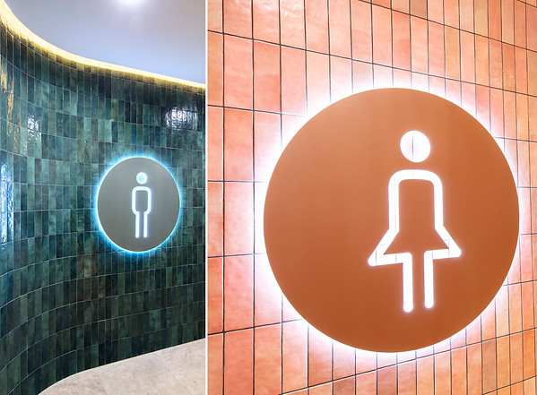 Roselands The Markets Signage