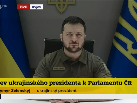 Volodymyr Zelenskyj: Jsme s vámi, buďte s námi!