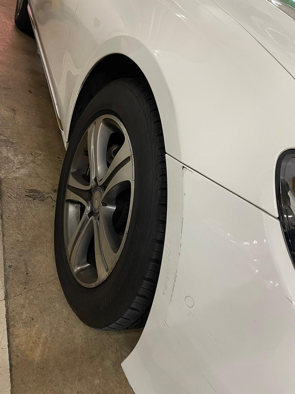 縮圖：2017 MERCEDES-BENZ E200