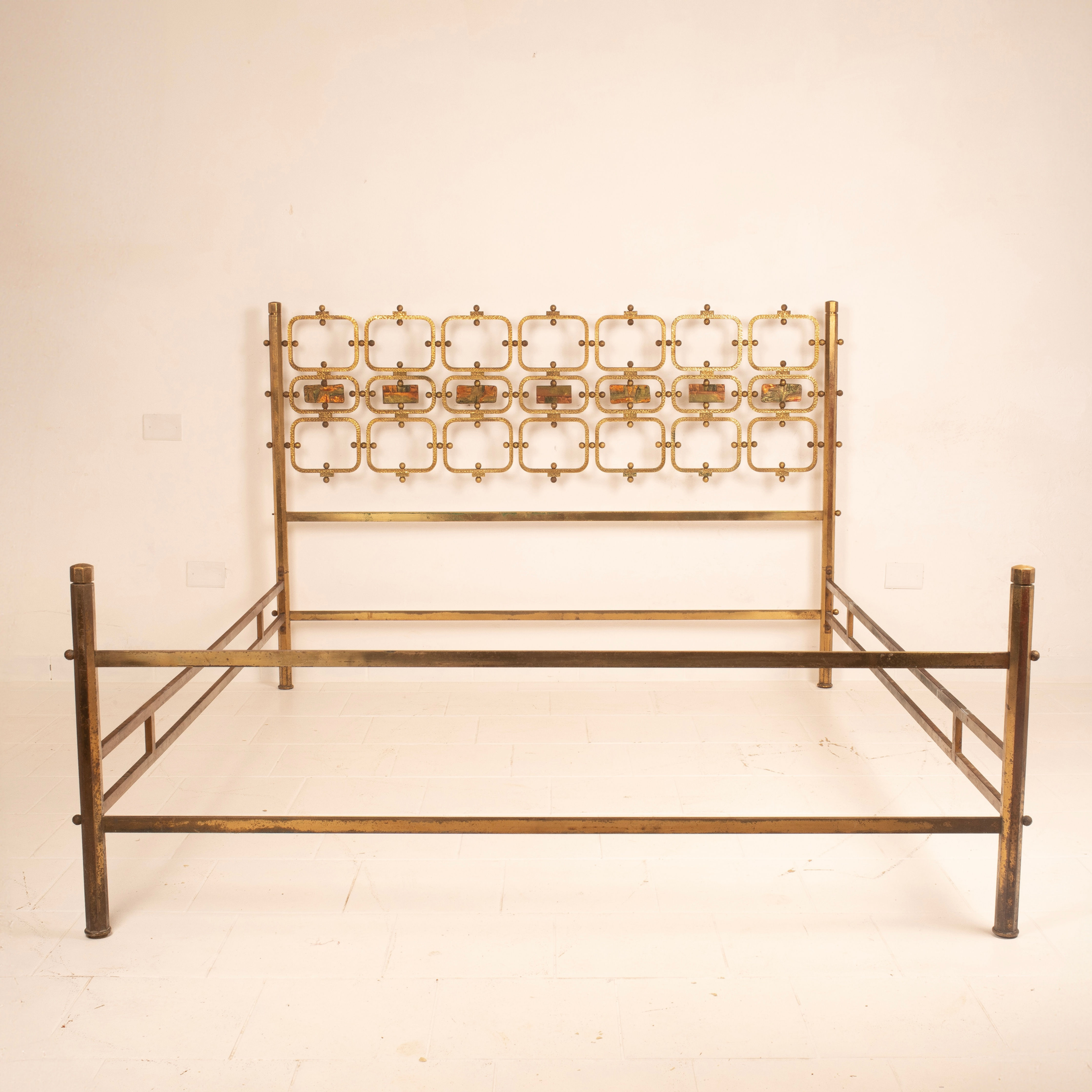 Brass and Bronze Bed 8605 by Osvaldo Borsani for Borsani Varedo, 1959