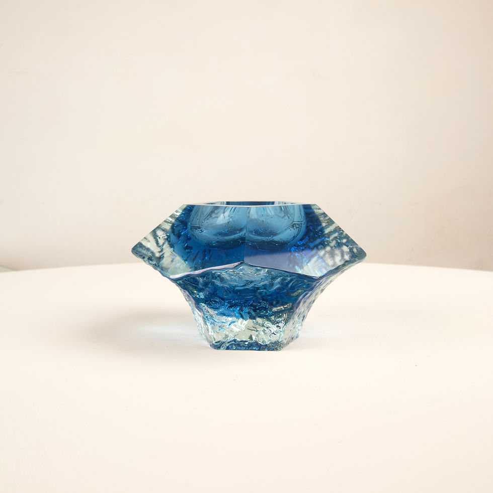 الصورة المصغرة: Sculptural submerged glass ashtray by Gianfranco Mandruzzato Murano