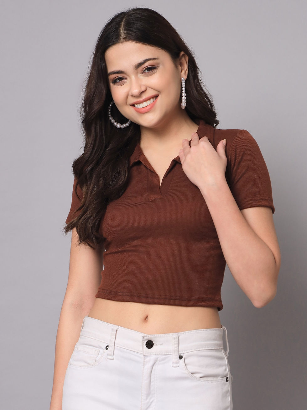 4a31f83c-3b46-45c2-92eb-b6f771ca04931671710149331AAHWANWomenBrownCropTop1.jpg