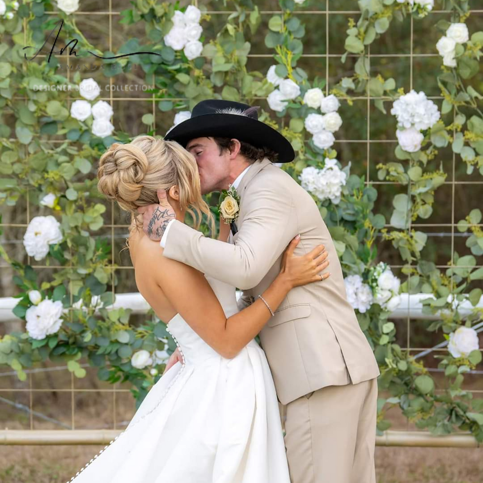 Thumbnail: Women's Natural Floral Open-Shoulder Wedding Bridal Gown
