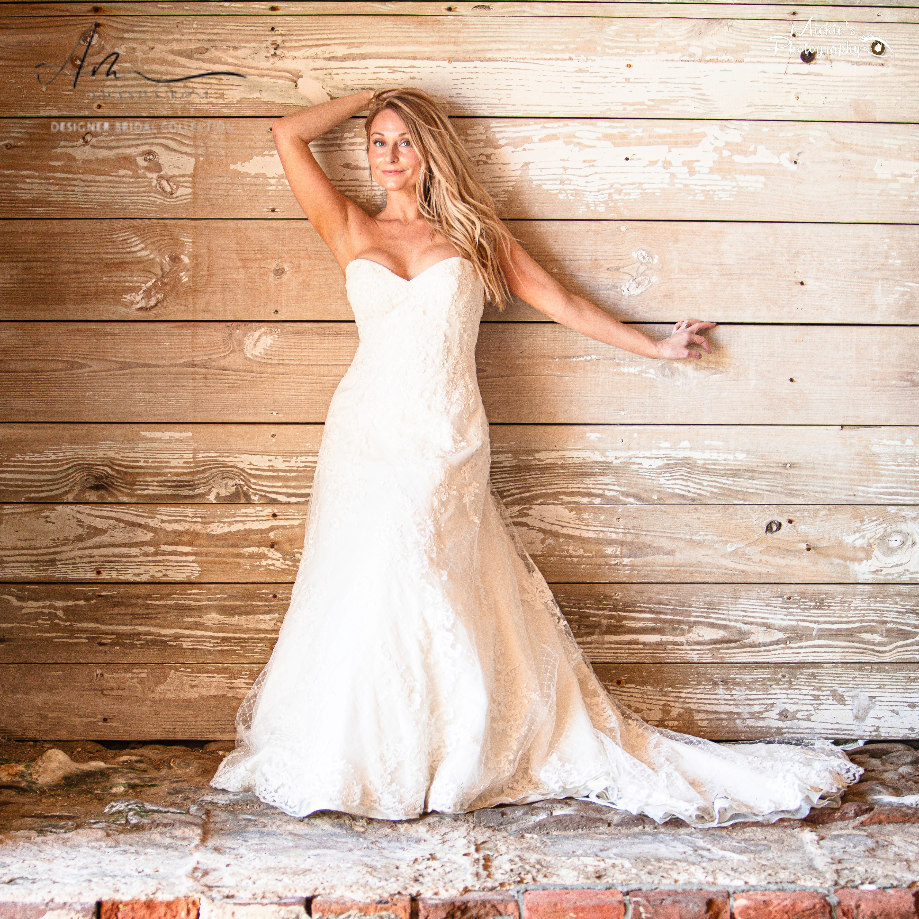 Women's Off-Shoulder Selveeless Mermaid Wedding Gown Dress