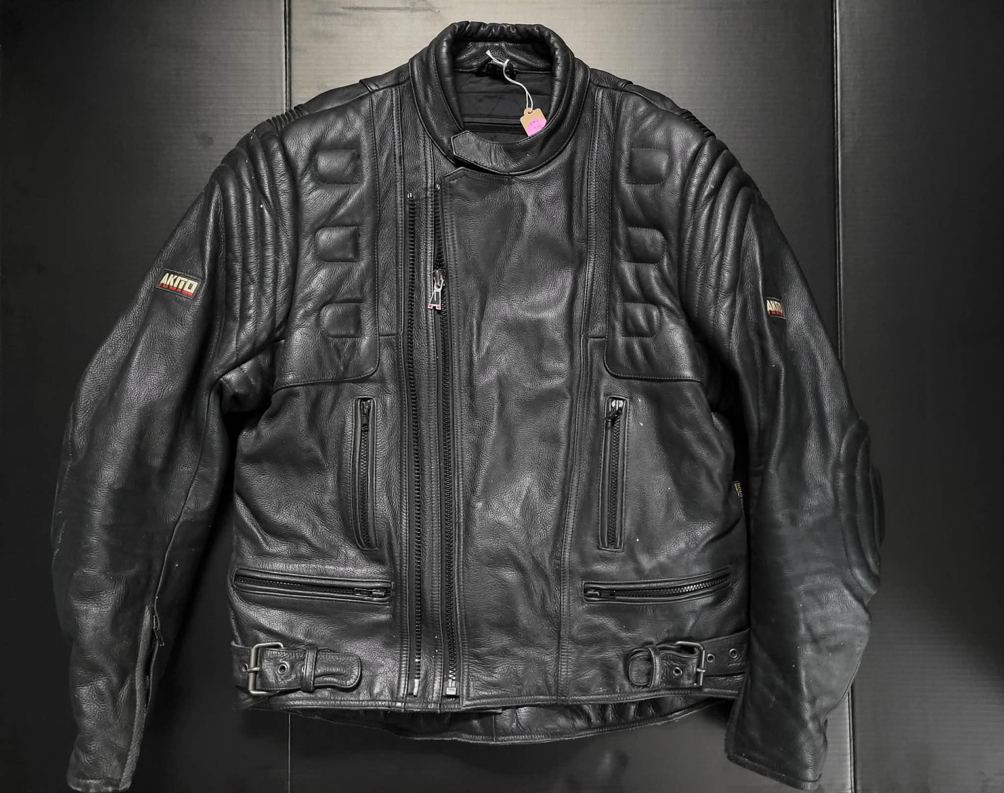 Akito Classic Style Leather Jacket UK Size 48