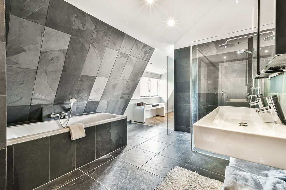 Masterbathroom