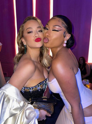 Looks from the Vanity Fair Oscar party 2022