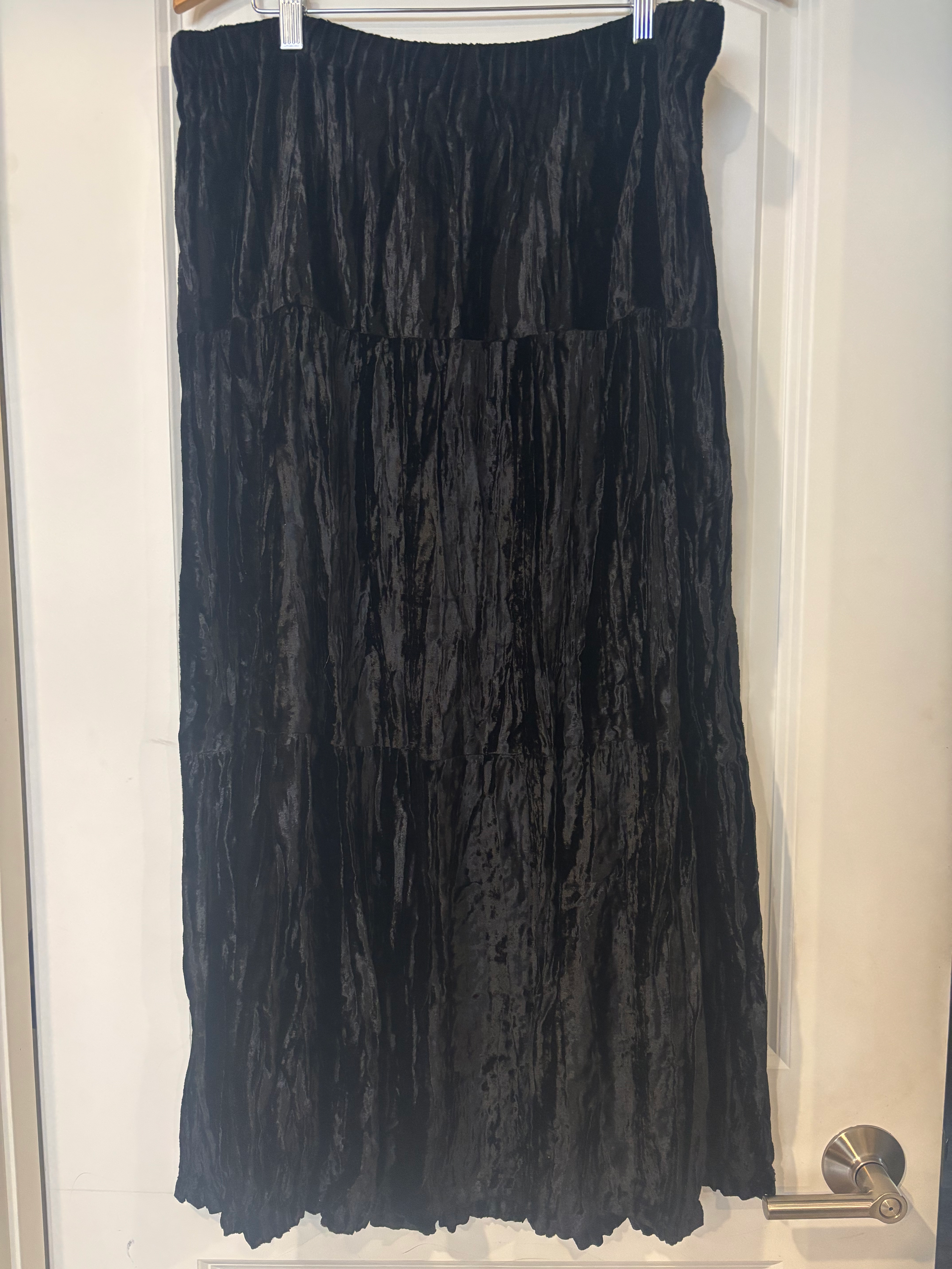 Vintage Y2K Carole Little Whimsigoth Black Crinkle Velvet Maxi Skirt Size 2X