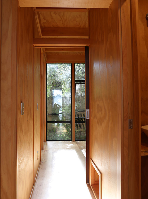 Samurai House interior photo looking to extension