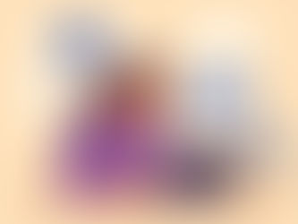 Minimalist digital illustration showing a young woman with wavy brown hair working on a laptop. Around her appear graphic icons of an eye, an image, a magnifying glass, and text bubbles, representing visual recognition and digital communication.